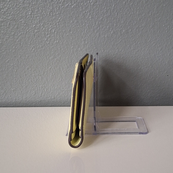 Kate Spade Yellow Wallet - Picture 4 of 7